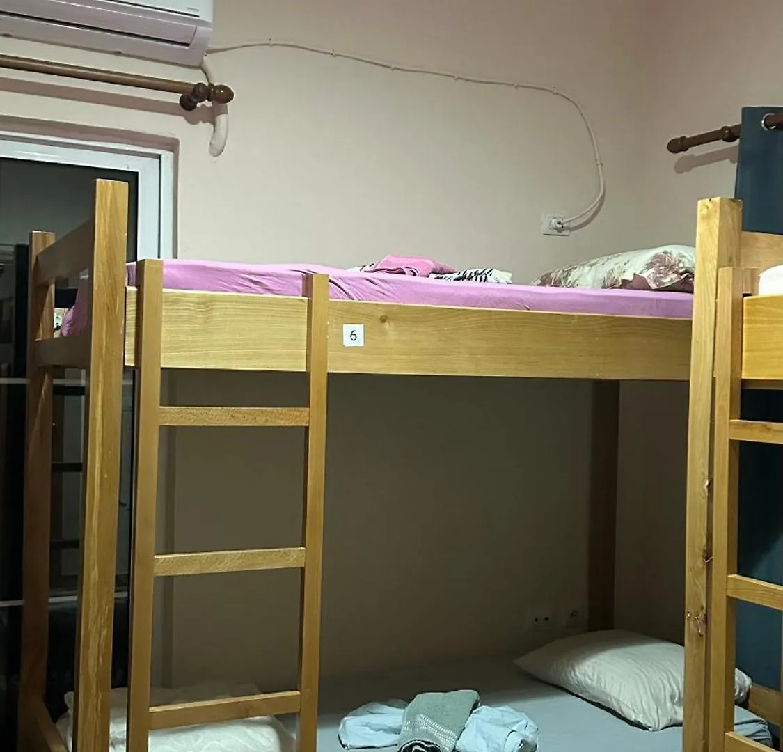 The Secret Garden Inn Hostel Tirana Albanien